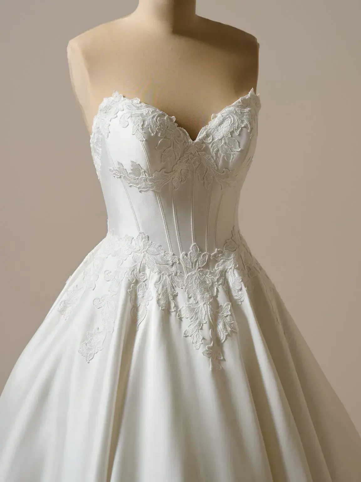 High - Maggie-Sottero-Serafina-Ballgown-Wedding-Dress-25MS268A01-Alt103-AI