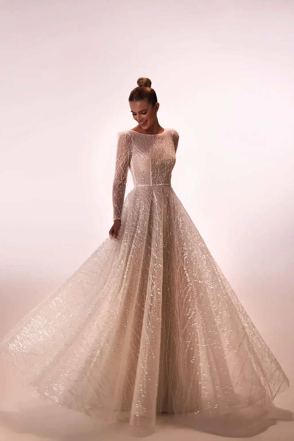Galia_from_DAMA_Couture_1_o